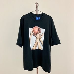 Adidas NYC Gallery Tee